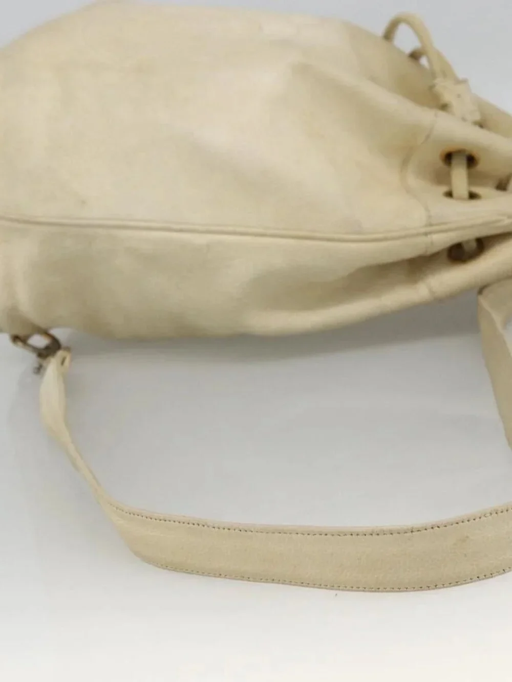 CHANEL Shoulder Bag Grained Calf Skin Cream Gold CC Auth BA11064